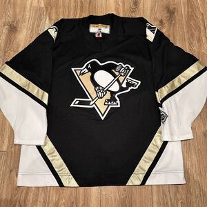 NHL HockeyPittsburgh Penguins Koho Jersey Adult XL Black/gold‎ Made In Canada